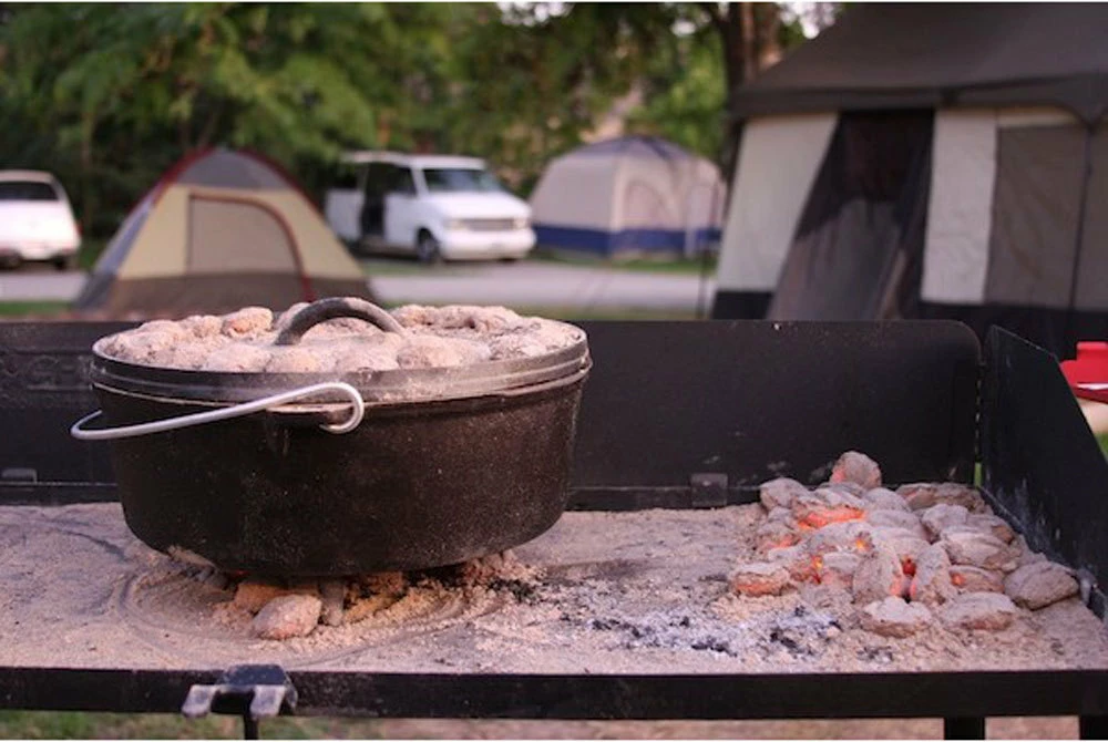 Horno Holandés 5,7 L. Camp Chef Serie Classic 6 Horno Holandés 5,7 L. Camp Chef Serie Classic - Imagen 4